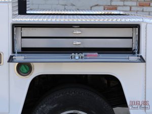Douglass-hauler-body-43908-12_medium