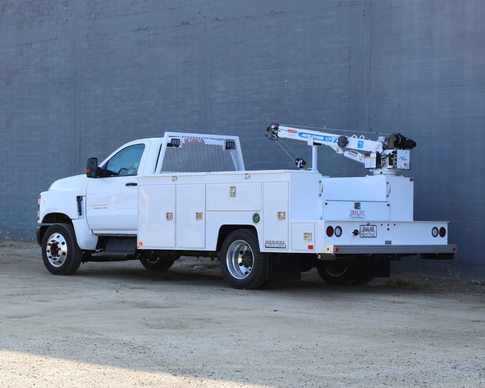 Signature Douglass 10'11' Maximizer Crane Bodies Douglass Truck Bodies