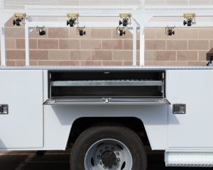 Service Body w-ladder rack - 88688_16